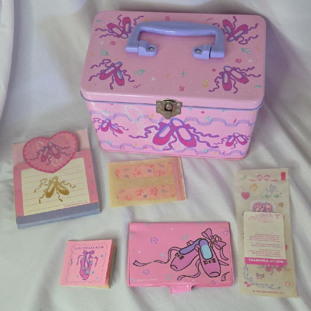 Petit Plie Sanrio Rare Pink Ballet Storage TinBox Wallet Notes Bandaids Stickers